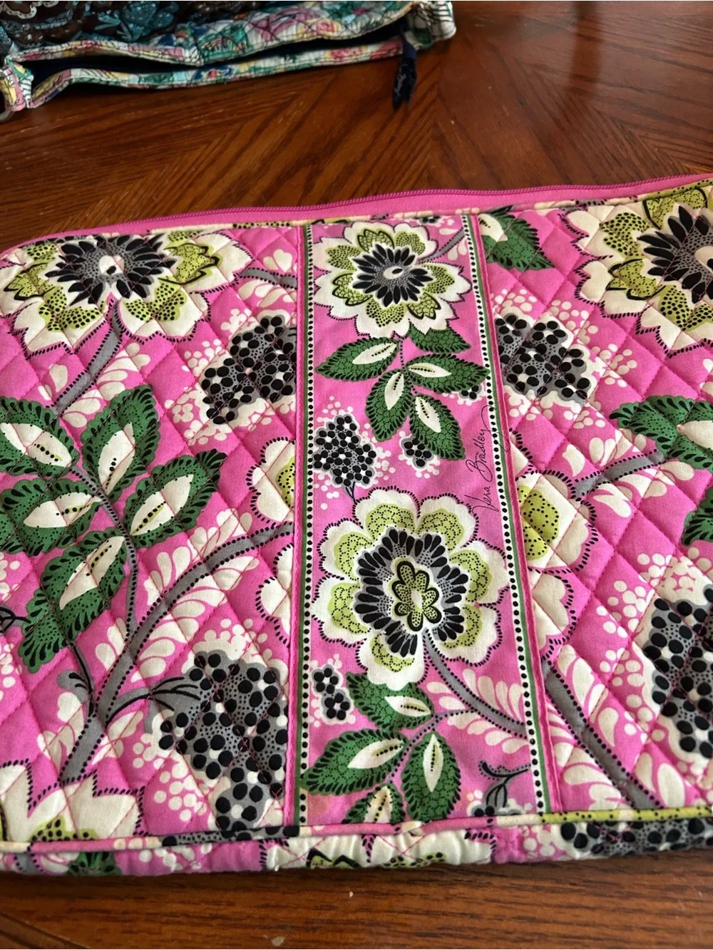 Vera Bradley Quilted Laptop Sleeve Case Padded Zippered Bag in Priscilla Pink